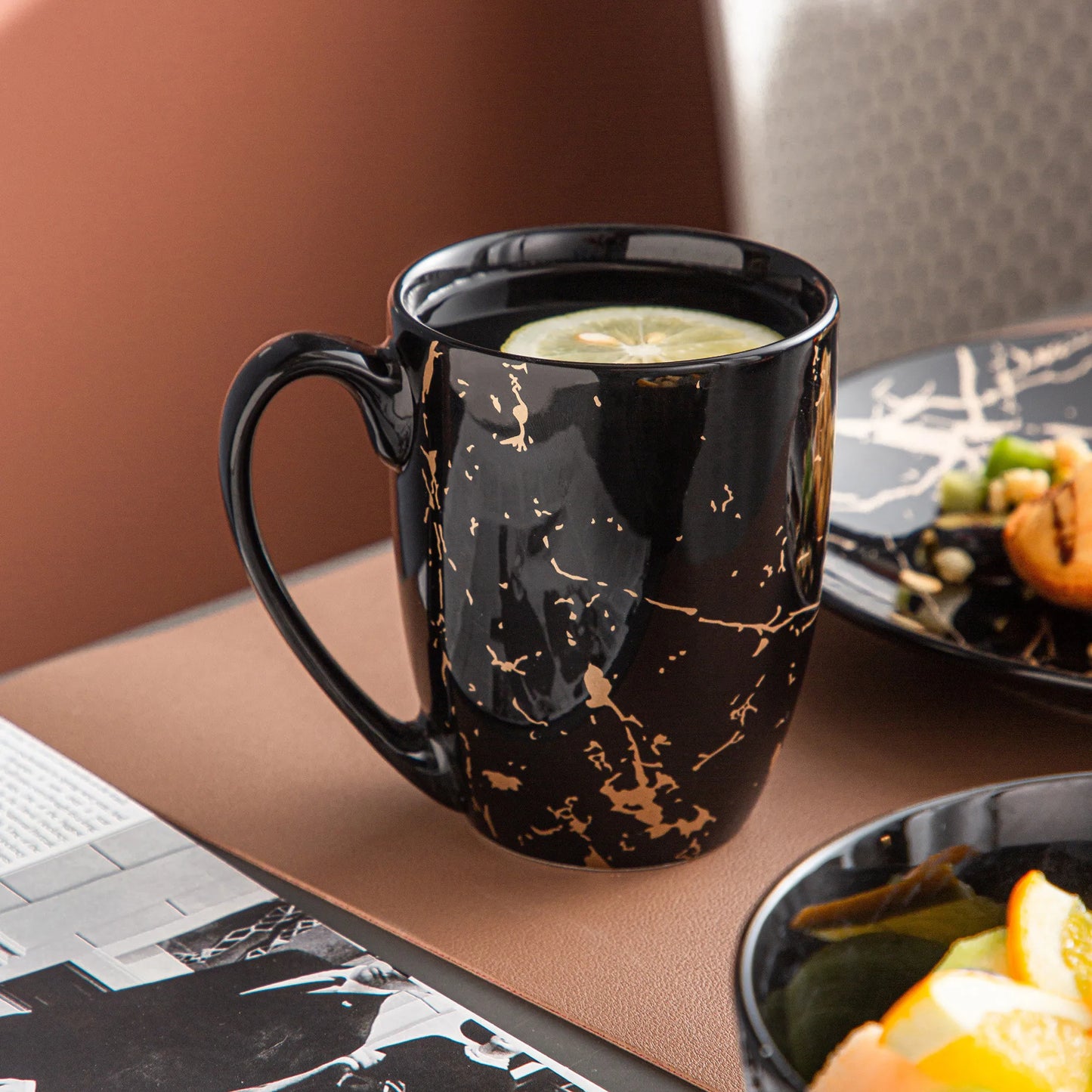 MALACASA Porcelain Dinnerware Set With Elegant Gold Splash Accents