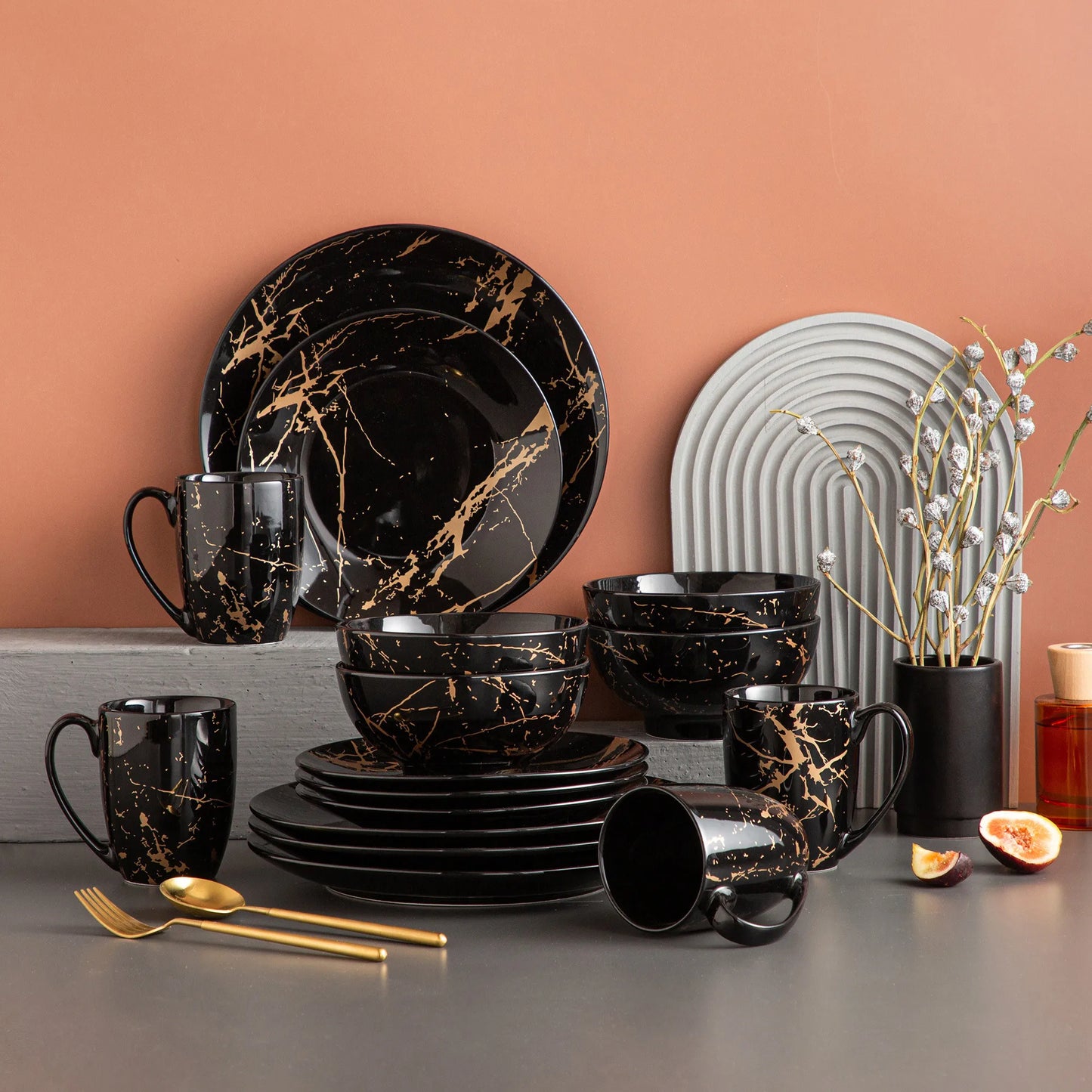 MALACASA Porcelain Dinnerware Set With Elegant Gold Splash Accents