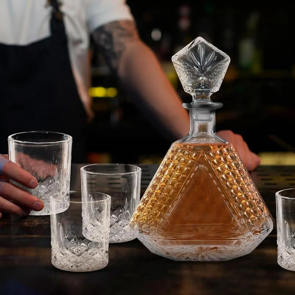 ZUIDID Pyramid Whiskey Decanter Set With Four Glasses